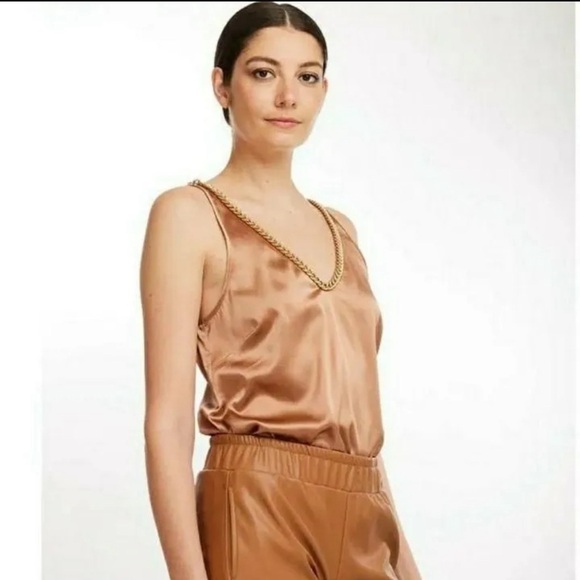 Generation Love Dallas Chain Tank in Mocha Sz M Mocha is in the last 3 photos. - Picture 2 of 6